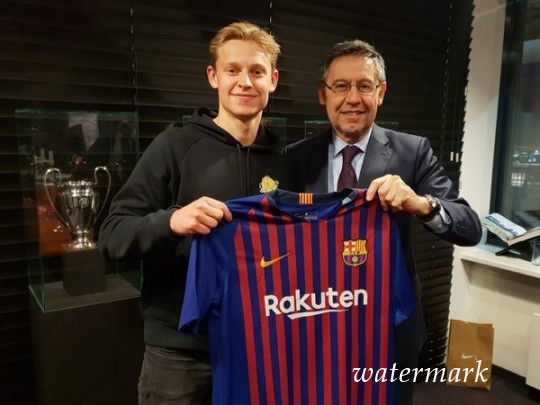 «Барселона» оплатила за 21-летнего голландского таланта 75 млн евро(видео)