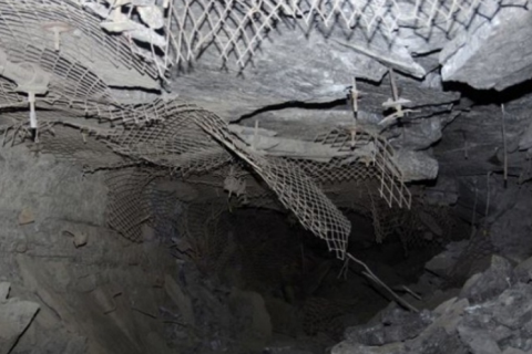 Из-за подземного толчка в Польше на шахте пропали без вести шесть человек