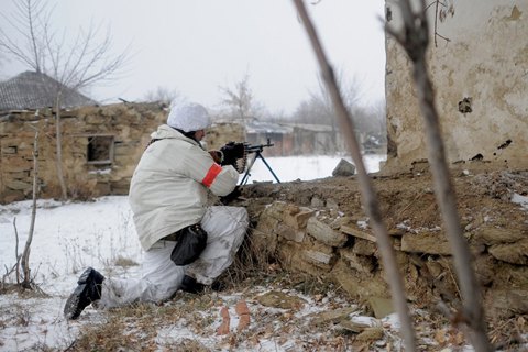 С азбука суток на Донбассе погиб один-одинехонек военный, еще двое получили ранения