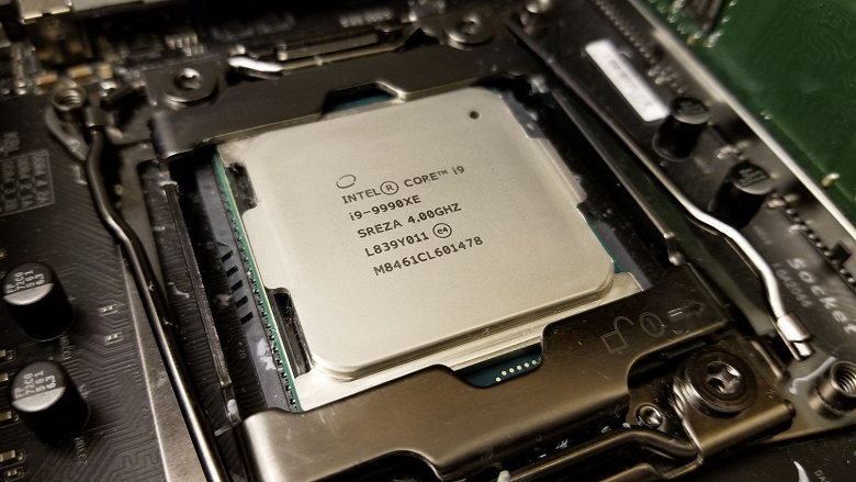 Появились первые тесты необычного процессора Core i9-9990XE с большущим числом ядер и возвышенной частотой