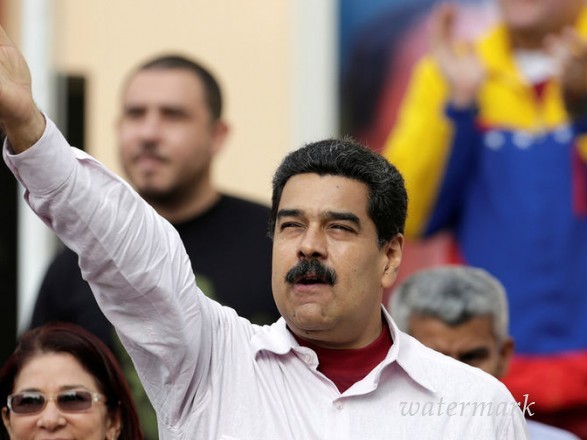 Мадуро призвал Гуайдо объявить внеочередные выборы в парламент