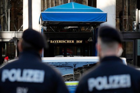 В Германии конфисковали дома и гроши на €50 млн по делу об отмывании оружий из России