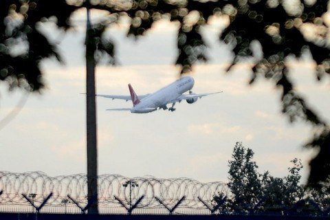 В аэропорту Одессы закончил аварийную посадку самолет, вытекавший из Стамбула в Москву