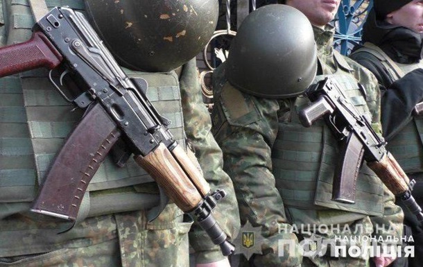 Полиция перебросила подкрепление на Донбасс