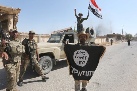 Близ 500 боевиков ИГИЛ сдались силам интернациональной коалиции в Сирии