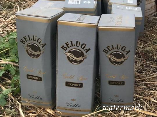 В Винницкой области из дома пенсионерки изъяли 1200 литров "элитного" алкоголя(фото)
