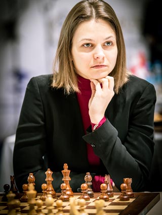 Украинские шахматистки сыграли вничью с Грузией в четвертом туре командного ЧМ