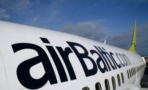 airBaltic разрешила провозить вяще ручной клади за плату
