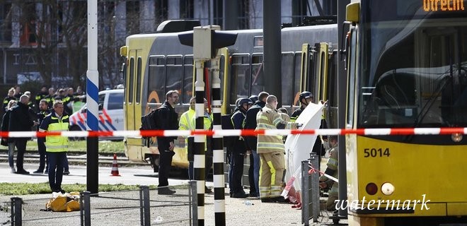 Стрілянина в трамваї Утрехта: одна людина загинула