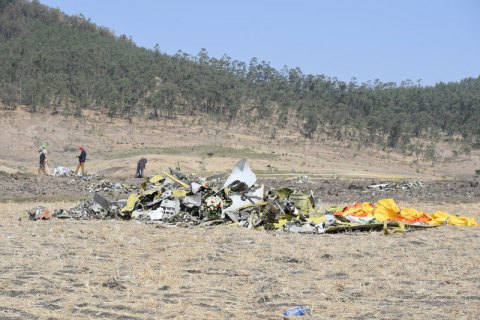 Специалисты дешифрировали переговоры пилота и диспетчера перед крушением в Эфиопии