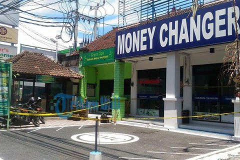 На Бали полиция застрелила двух россиян, подозреваемых в ограблении обменника