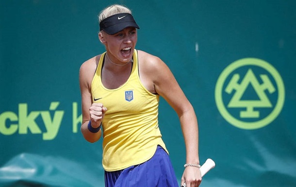 Украинка Лопатецкая вышла в четвертьфинал турнира в Японии
