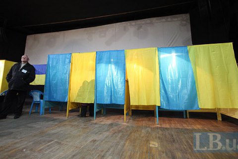 Более 180 тыс. украинцев изменили пункт голосования, - ЦИК