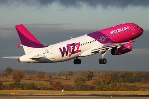 Wizz Air не впустила двух российских журналистов на рейс в Киев