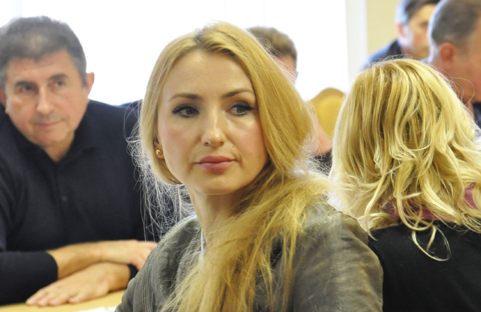 Вісті з Полтави - У Полтавській облраді спробували обрати головою бюджетної комісії Ірину Степаненко — для цього не вистачило голосів