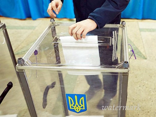 Комаровский и Гордон призвали голосовать за Смешко: сделано заявление
