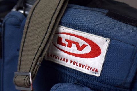 "Латвийское телевидение" выгнало сотрудника за телемост для Russia Today