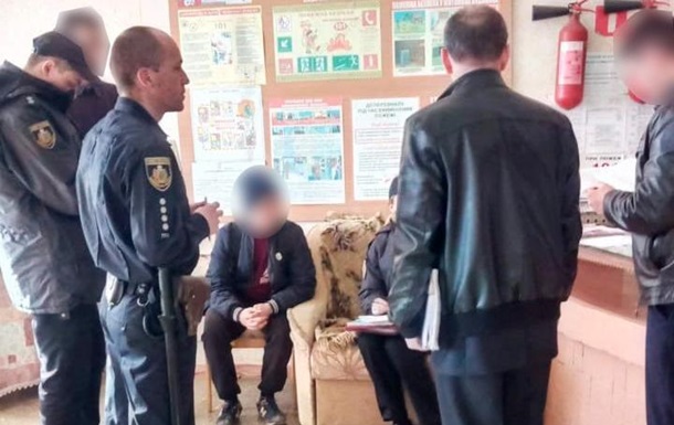 В Черновцах задержали избирателя, снимавшего свое голосование на видео