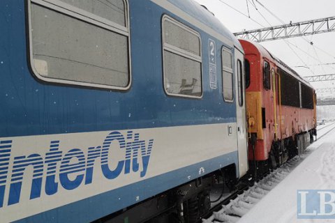 "Укрзализныця" хочет продлить евроколею до вокзала в Мукачево