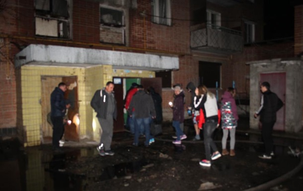 В Полтаве эвакуировали десятки человек из пожара в девятиэтажке