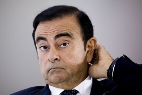 Суд Токио вновь взял экс-главу Nissan Карлоса Гона