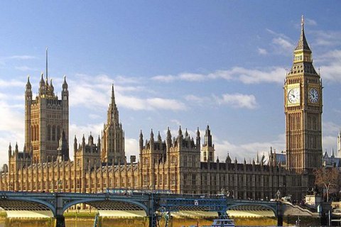Британский парламент обязал правительство попросить о новоиспеченной отсрочке "Брексита"