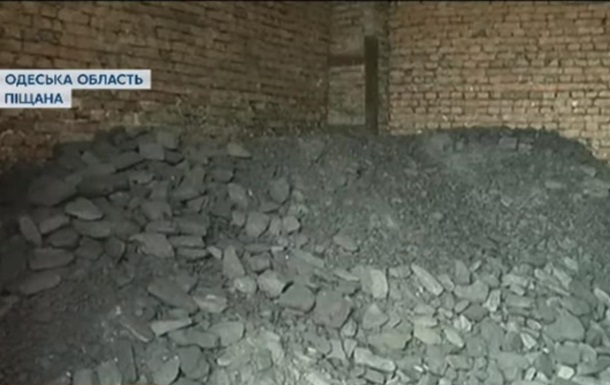 В Одесской области из интерната пропали 140 тонн угля