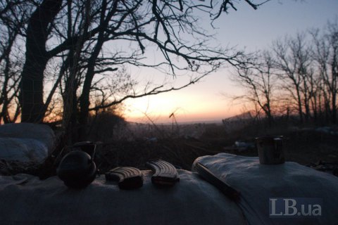 Боевики восемь один обстреляли позиции ВСУ на Донбассе в пятницу