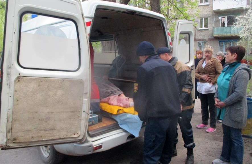 Вісті з Полтави - У Кременчуці рятувальники допомогли пенсіонерці, яка самостійно не могла відчинити двері та отримати екстрену медичну допомогу