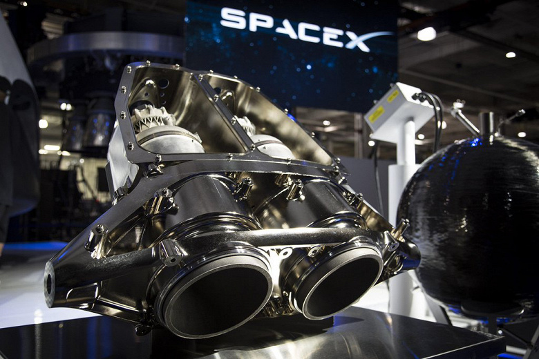Во времена испытаний космического корабля SpaceX Crew Dragon приключилась авария