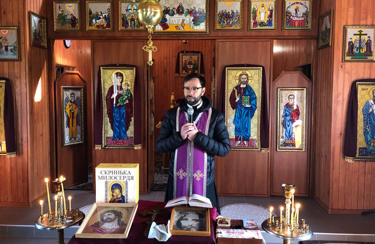 Вісті з Полтави - Священик-екзорцист Ігнатій Москалюк у Полтаві: «Проклинаючи людину, ми добровільно передаємо дияволу силу виконувати ці слова»