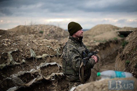 С азбука суток на Донбассе один-одинехонек военный погиб, еще один-одинехонек получил ранение
