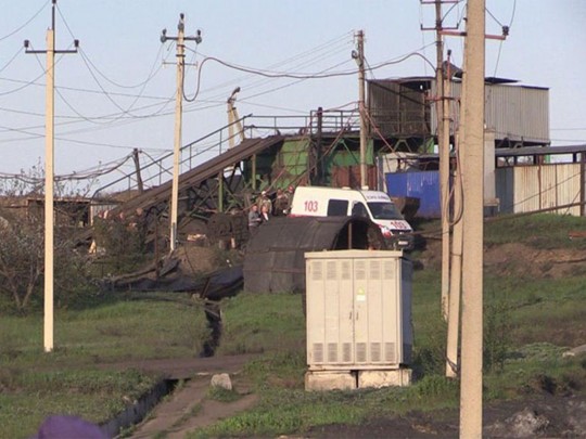 Погибла вся смена: в сети доложили адовы детали взрыва на шахте "Схидкарбон" под Луганском