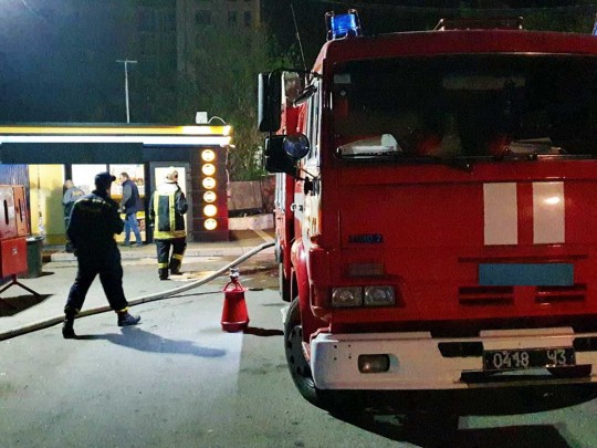Летальное ЧП на улице Бережанской в Киеве: в жаре погиб мужчина
