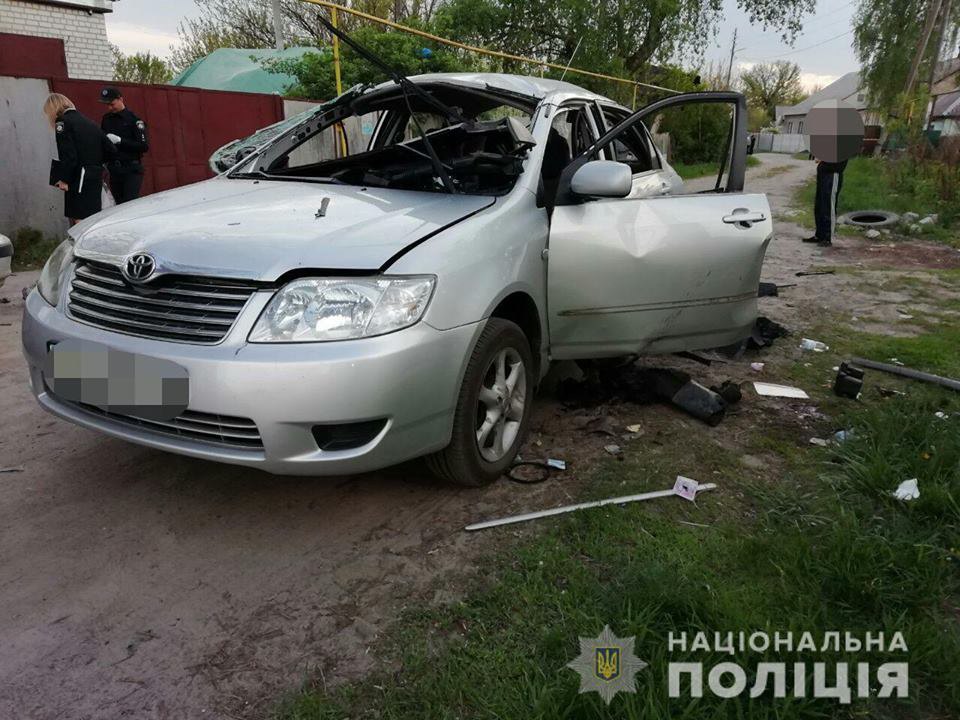 ​В Харькове водителю кинули в салон гранату