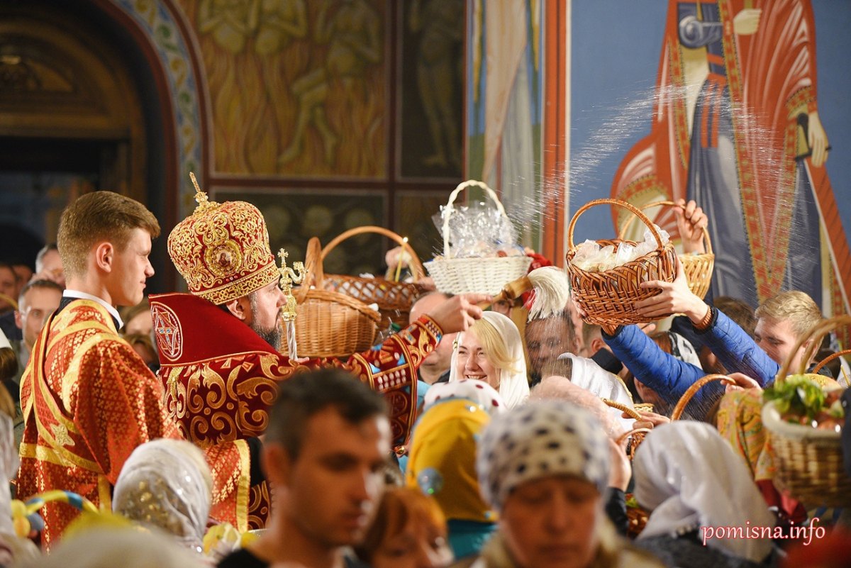 В Михайловском соборе миновало первое Пасхальное богослужение ПЦУ