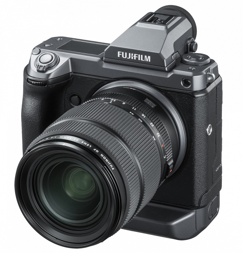 Наименована дата анонса и срок азбука поставок среднеформатной камеры Fujifilm GFX 100