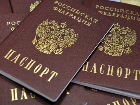 Национальность — пушечное мясо: Орлуша доходчиво высказался о российских паспортах для Донбасса