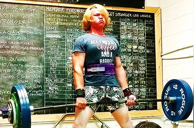 Штангистка-трансгендер побила четыре мировых рекорда и вызвала гнев олимпийцев