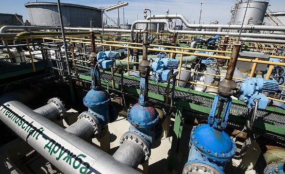 СК РФ наименовал имена подозреваемых по делу загрязнения нефти в трубопроводе "Дружба"