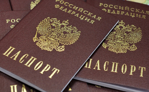 В Кремле отреагировали на планы Украины не признавать российские паспорта обитателей ОРДЛО