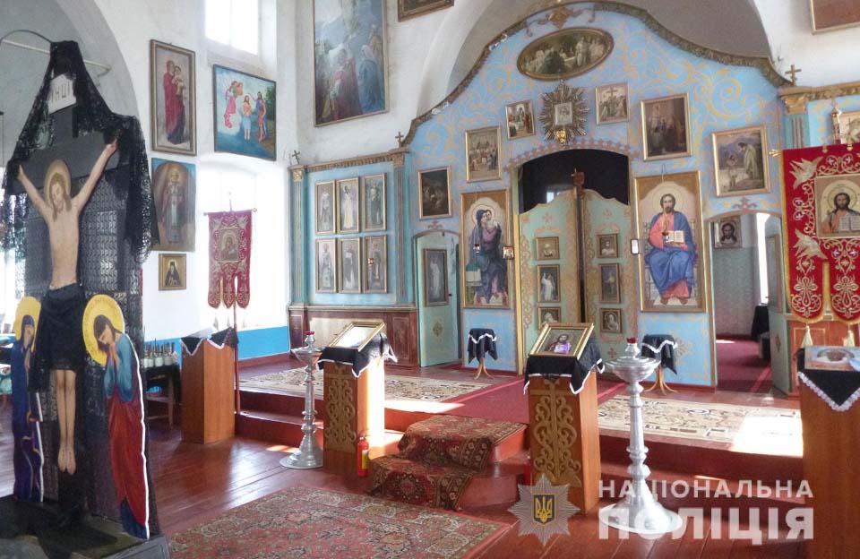 Вісті з Полтави - У Миргородському районі чоловік обікрав церкву