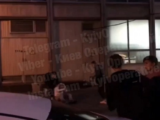В Киеве банды подростков регулярны избивают людей: стало знаменито о новых случаях(фото, видео)