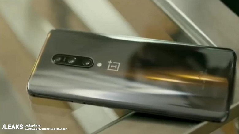 Презентация OnePlus 7 Pro до официального анонса: уникальный экран, тройная камера, бойкая зарядка и иные факты