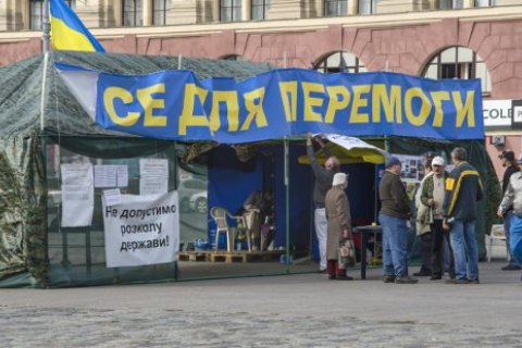 Суд в Харькове не ублаготворил иск горсовета о сносе волонтерской палатки