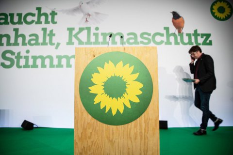"Зеленые" впервинку обогнули партию Меркель по рейтингу в Германии