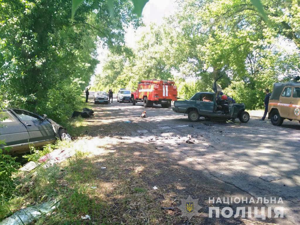 Двое водителей погибли в ДТП в Николаевской области