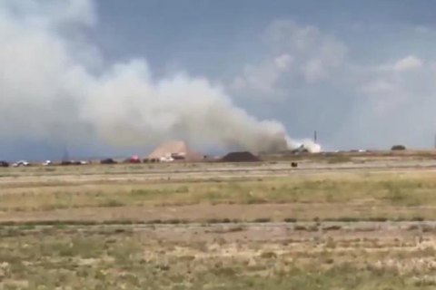 В американском аэропорту Розуэлл при взрыве потерпели 12 пожарных