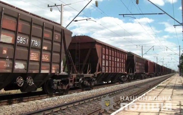 По Одессой девушку ударило током на крыше поезда во время селфи