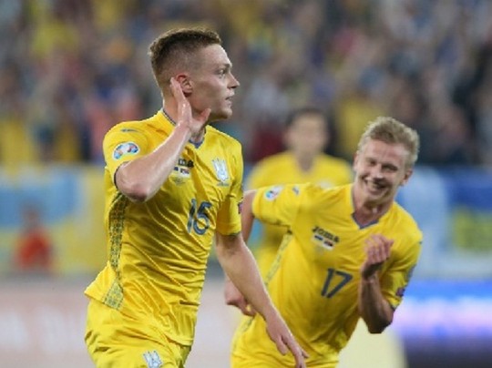 Сборная Украины после побед над Сербией и Люксембургом поднялась в топ-25 рейтинга ФИФА